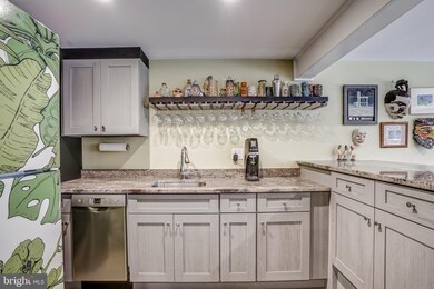 6417 Crosswoods Dr, Falls Church, VA 22044 - photo 7