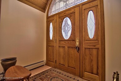 917 Appletree Rd, Moscow, PA 18444 - photo 3