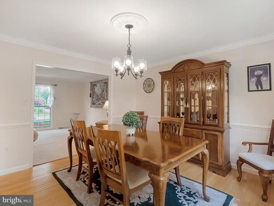 10901 Rippon Lodge Dr, Fairfax, VA 22032 - photo 6