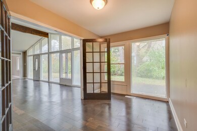 735 Cumnock Rd, Olympia Fields, IL 60461 - photo 3