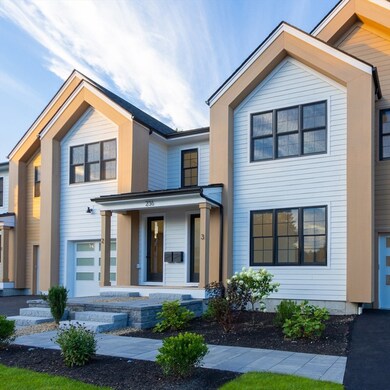 236 Chapel St unit 1, Newton, MA 02458 - photo 2