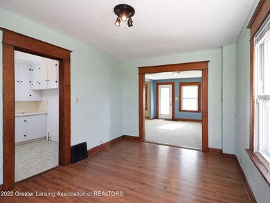 9Dining Room to LR