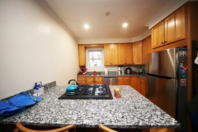 31 Park St unit 1, Brookline, MA 02446 - photo 3