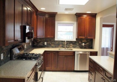 718 N Ott St unit 722, Allentown, PA 18104 - photo 7