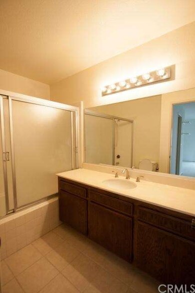Full size master suite bathroom.