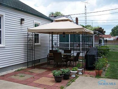 2614 108th St, Toledo, OH 43611 - photo 4