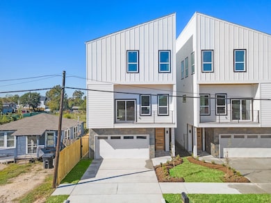 7526 La Salette St, Houston, TX 77021 - photo 2