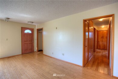 unlisted-address, East Wenatchee, WA 98802 - photo 6