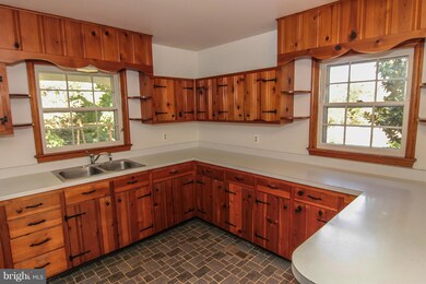 37153 Charles Town Pike, Purcellville, VA 20132 - photo 4