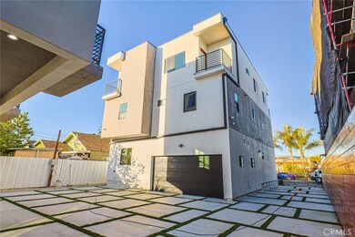 4838 W 17th St, Los Angeles, CA 90019 - photo 2