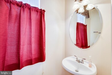 10445 Sextant Place, White Plains, MD 20695 - photo 6