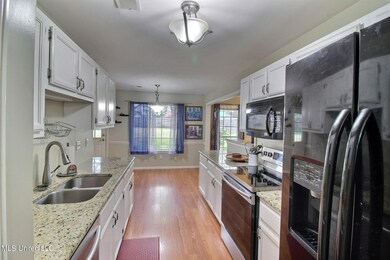 Kitchen and Breakfast Area