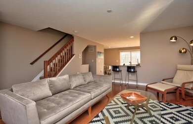 Living Room (3)