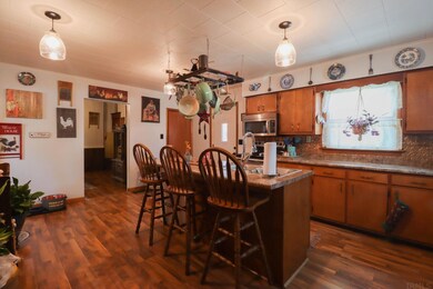 212 W 2nd St, Auburn, IN 46706 - photo 5