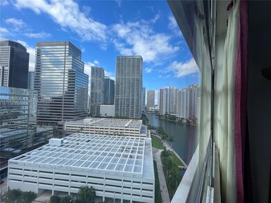 801 Brickell Bay Dr unit 1962, Miami, FL 33131 - photo 3