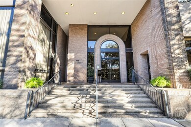 300 Bull St unit 404A, Savannah, GA 31401 - photo 2