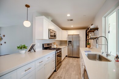 Kitchen Peninsula