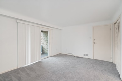 501-503 W Miller Ave, Homestead, PA 15120 - photo 6