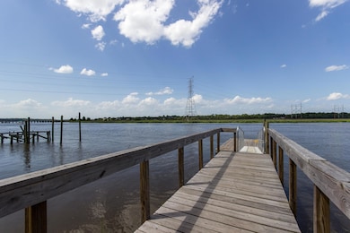 Dock