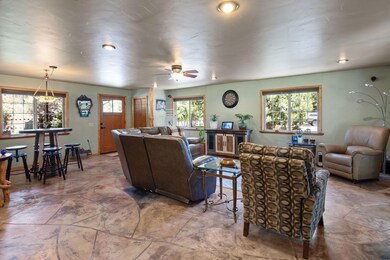 16111 Lava Dr, La Pine, OR 97739 - photo 6