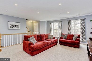 731 Massey Ln, Alexandria, VA 22314 - photo 2