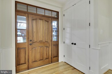 4514 Cheltenham Dr, Bethesda, MD 20814 - photo 3