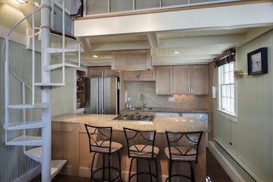 15 Miller Hill Rd unit C, Provincetown, MA 02657 - photo 4