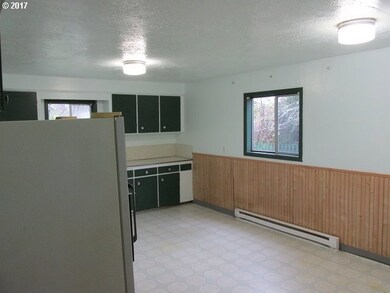 32498 S Krupicka Way, Molalla, OR 97038 - photo 4