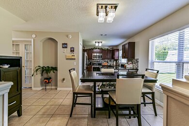 1276 Harms way dining kitchen