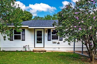 300 Main St, Pottsboro, TX 75076 - photo 3