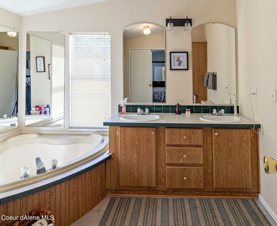 8100 E Forest View Rd, Athol, ID 83801 - photo 7