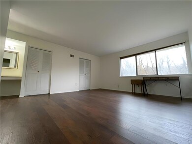 1534 Creekside Rd, Whitehall, PA 18052 - photo 4