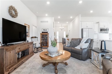 3116 SW Arbortree Dr, Lees Summit, MO 64082 - photo 5