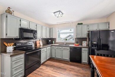 23-web-or-mls-4400-emmit-dr