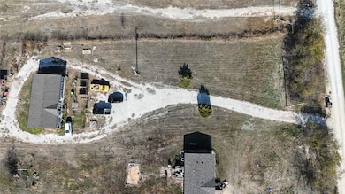 596 Hcr 1350 W, Hillsboro, TX 76645 - photo 4