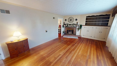 127 Green Oak Dr, Huntington, WV 25705 - photo 3