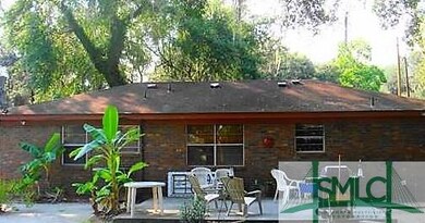Fenced in yard give children and pets a safe place