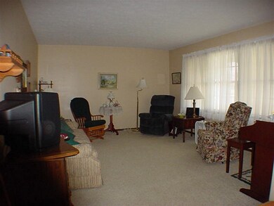 404 W South St, Boswell, IN 47921 - photo 3