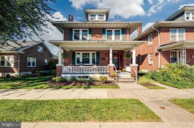 204 Woodside Ave, Reading, PA 19609 - photo 2