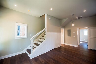 182 E South St, Fayetteville, AR 72701 - photo 4