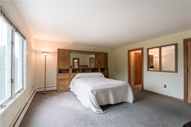 33 Sullivan Ln, Bristol, RI 02809 - photo 6