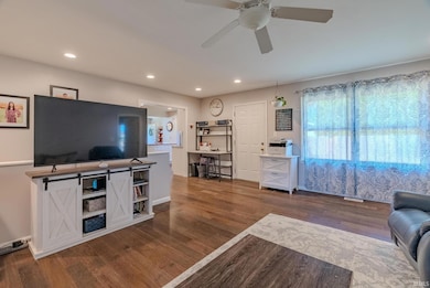 1725 Mckibben St, Wabash, IN 46992 - photo 6