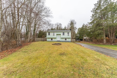 13 Beechwood Blvd, Plainfield, CT 06374 - photo 4