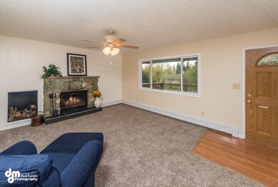 Living Room_3497-FULL