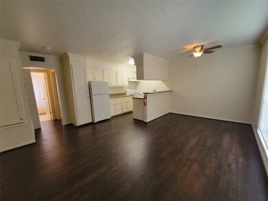 425 E 9th St unit 7, Houston, TX 77007 - photo 4