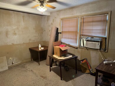 3636 SW 38th St, Topeka, KS 66610 - photo 6