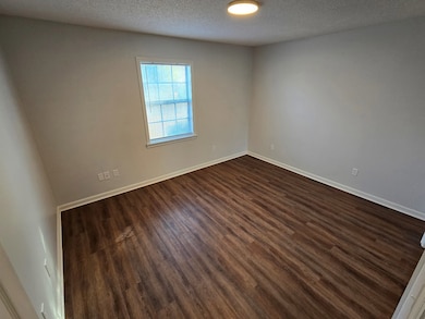 111 Tazewell Ct, Dothan, AL 36305 - photo 5