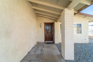 34231 Linda Way, Cathedral City, CA 92234 - photo 4