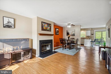 207 Oaktree Ct unit 207, Pottstown, PA 19464 - photo 3