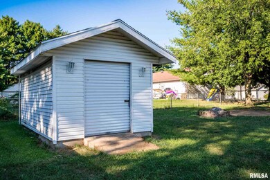 15807 N Regency Park Place, Chillicothe, IL 61523 - photo 6